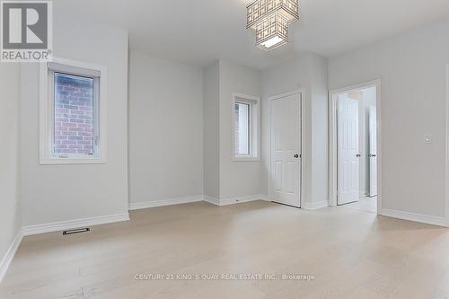 10 John Weddell Avenue, East Gwillimbury, ON - Indoor Photo Showing Other Room