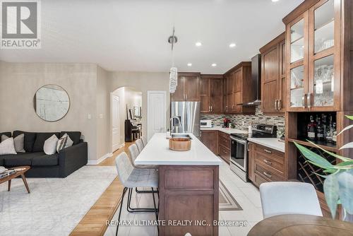 23 Atlas Peak Drive, Markham, ON - Indoor Photo Showing Kitchen With Upgraded Kitchen