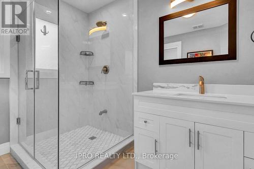 23 Grants Way, Barrie, ON - Indoor Photo Showing Bathroom