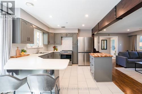 595 Big Bay Point Road, Barrie, ON - Indoor Photo Showing Kitchen With Double Sink With Upgraded Kitchen