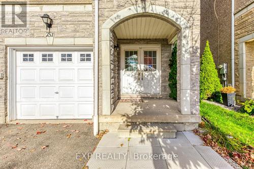 751 Candlestick Circle, Mississauga, ON - Outdoor