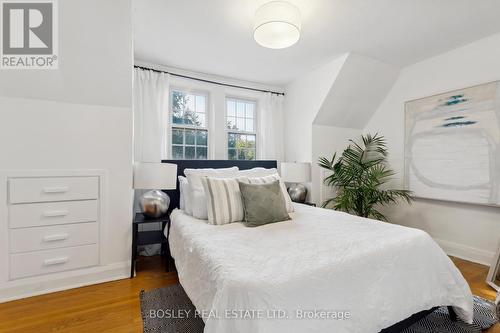 5 - 2512 Bloor Street W, Toronto, ON - Indoor Photo Showing Bedroom