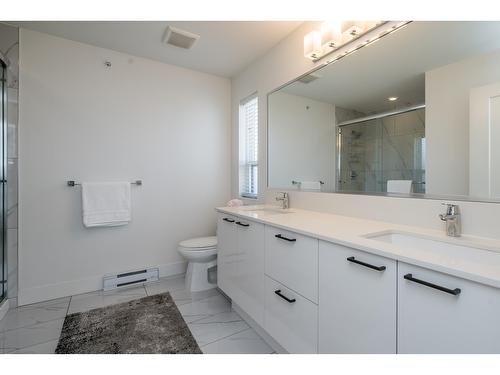 44 20852 78B Avenue, Langley, BC - Indoor Photo Showing Bathroom