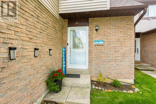 21 - 5610 Montevideo Road, Mississauga, ON - Outdoor With Exterior