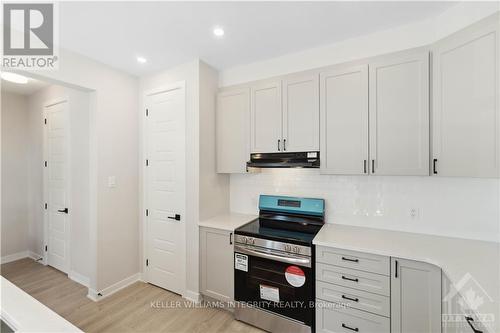 60 Stitch Mews, Ottawa, ON - Indoor Photo Showing Kitchen