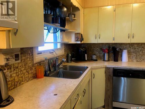 114 Whitesand Drive, Canora, SK - Indoor Photo Showing Kitchen With Double Sink