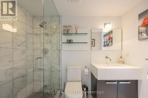 927 - 55 Stewart Street, Toronto, ON - Indoor Photo Showing Bathroom