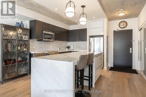 927 - 55 Stewart Street, Toronto, ON - Indoor Photo Showing Kitchen With Upgraded Kitchen