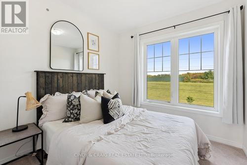 870 Atwater Path, Oshawa, ON - Indoor Photo Showing Bedroom