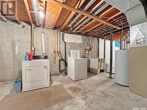 3642 Diefenbaker Drive, Saskatoon, SK - Indoor Photo Showing Laundry Room