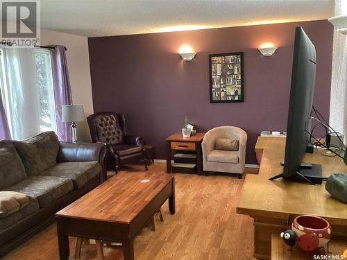 496 Adams Crescent, Prince Albert, SK - Indoor Photo Showing Living Room