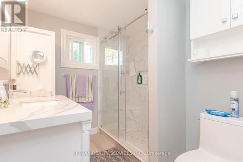 26 Candlewood Court, Brampton, ON - Indoor Photo Showing Bathroom