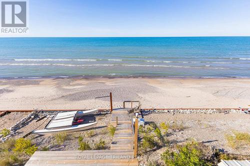 7856 Sydney Walkway, Lambton Shores (Port Franks), ON - Outdoor With View