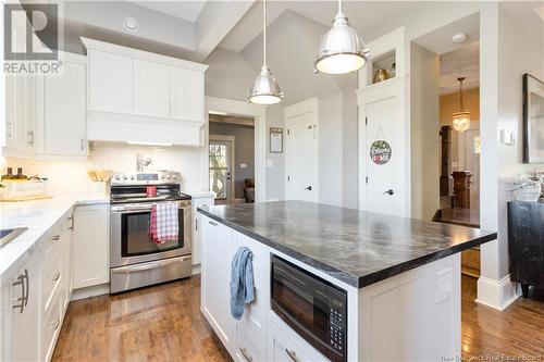 2743 Fredericton Road, Salisbury, NB - Indoor Photo Showing Kitchen With Upgraded Kitchen