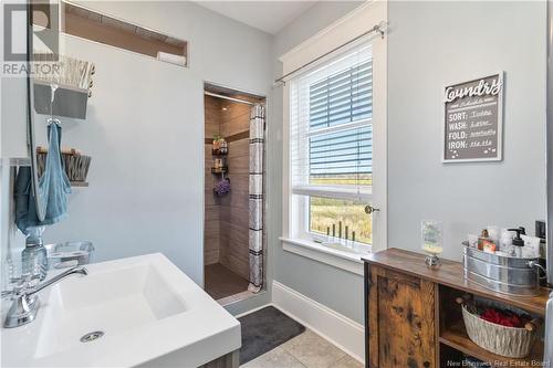 2743 Fredericton Road, Salisbury, NB - Indoor Photo Showing Bathroom