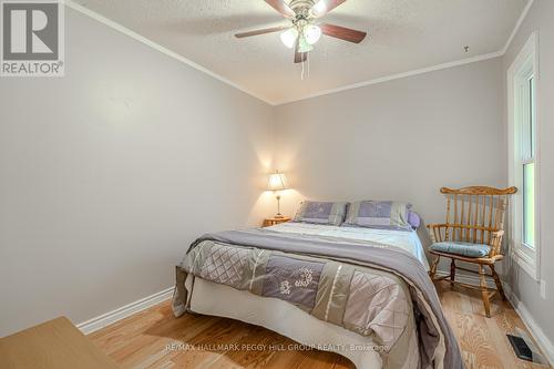 941 Victoria Street, Midland, ON - Indoor Photo Showing Bedroom