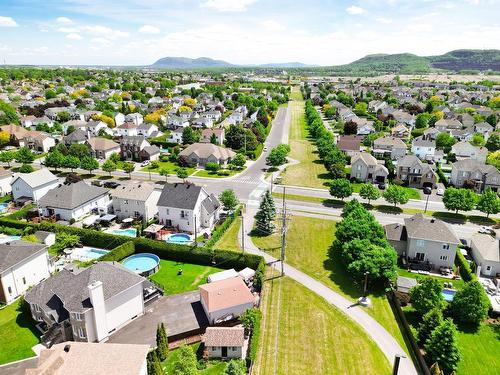 Aerial photo - 1987  - 1989 Rue De Montparnasse, Sainte-Julie, QC - Outdoor With View