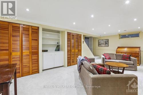 1911 Illinois Avenue, Ottawa, ON - Indoor Photo Showing Other Room