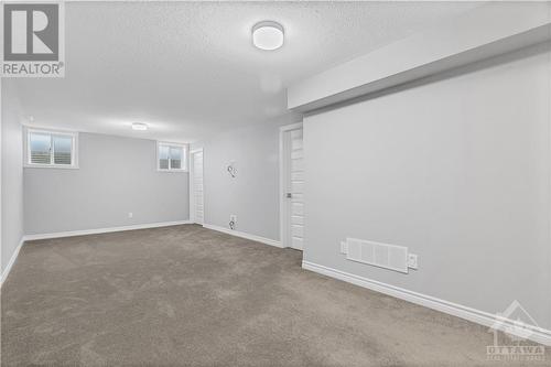 522 Flagstaff Drive, Ottawa, ON - Indoor Photo Showing Other Room