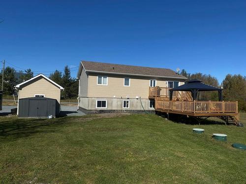 Face arriÃ¨re - 2450 Rue Des Coteaux, Rouyn-Noranda, QC - Outdoor With Deck Patio Veranda With Backyard With Exterior