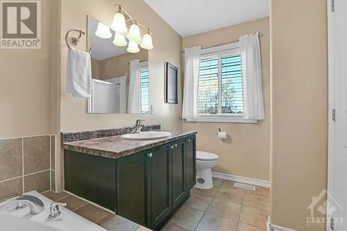 2nd Floor - 4pc Ensuite Bathroom - 1843 Arrowgrass Way, Ottawa, ON - Indoor Photo Showing Bathroom