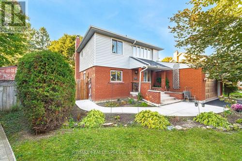 10 Parklawn Drive, Brampton, ON - Outdoor