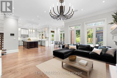 11 Burrows Avenue, Toronto, ON - Indoor Photo Showing Living Room