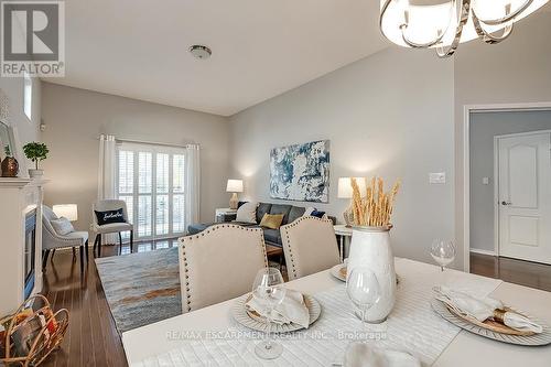 2177 Forest Gate Park, Oakville, ON - Indoor Photo Showing Dining Room