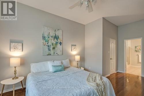 2177 Forest Gate Park, Oakville, ON - Indoor Photo Showing Bedroom