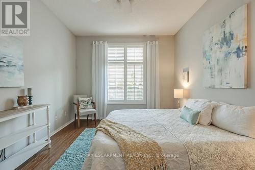 2177 Forest Gate Park, Oakville, ON - Indoor Photo Showing Bedroom