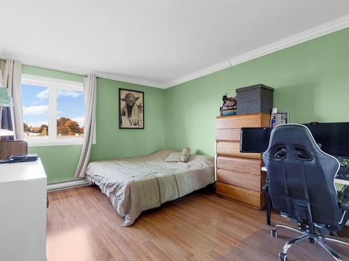 Chambre Ã  coucher principale - 402-180 Rue Vaudry, Sainte-Thérèse, QC - Indoor Photo Showing Bedroom