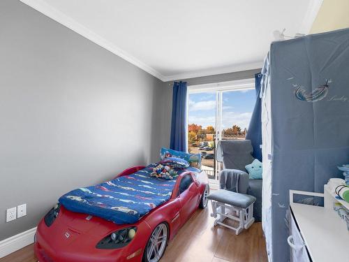 Chambre Ã Â coucher - 402-180 Rue Vaudry, Sainte-Thérèse, QC - Indoor Photo Showing Bedroom