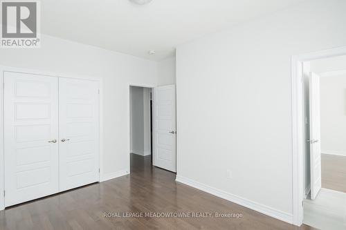 3401 Vernon Powell Drive, Oakville, ON - Indoor Photo Showing Other Room