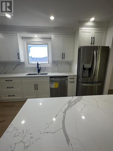 379 Bryant Crescent, Burlington, ON - Indoor Photo Showing Kitchen With Double Sink