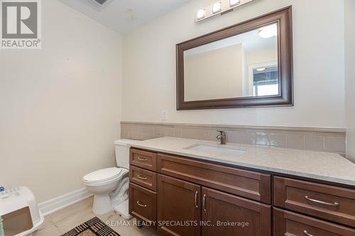 1806 - 100 John Street, Brampton, ON - Indoor Photo Showing Bathroom