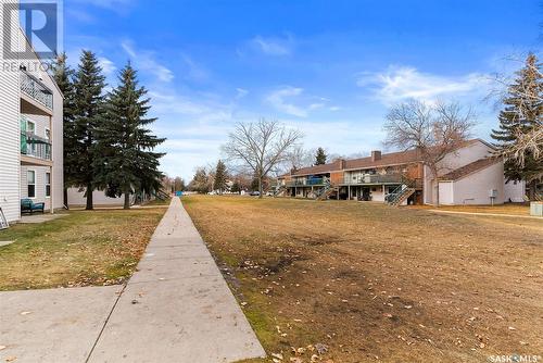 208 34 Nollet Avenue, Regina, SK - Outdoor