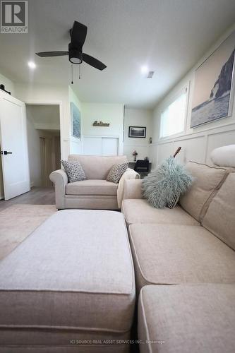 500 Lakeside Road, Fort Erie, ON - Indoor Photo Showing Bedroom