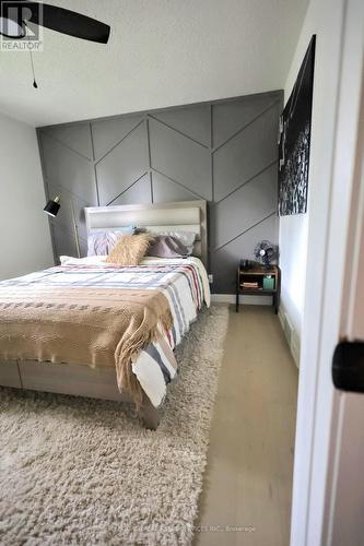 500 Lakeside Road, Fort Erie, ON - Indoor Photo Showing Bedroom