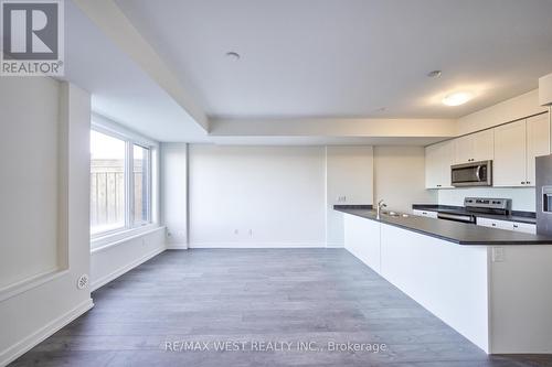 201 - 160 Densmore Road, Cobourg, ON - Indoor Photo Showing Kitchen