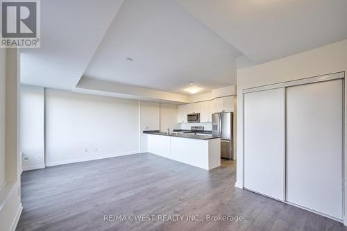 201 - 160 Densmore Road, Cobourg, ON - Indoor Photo Showing Kitchen