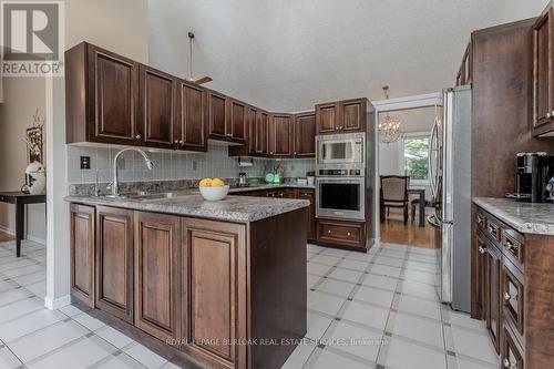 11 Weneil Drive, Hamilton, ON - Indoor Photo Showing Kitchen With Stainless Steel Kitchen