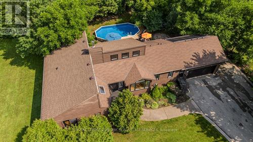 11 Weneil Drive, Hamilton, ON - Outdoor With Above Ground Pool