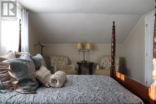 7776 Eighth Line, Chatham, ON - Indoor Photo Showing Bedroom