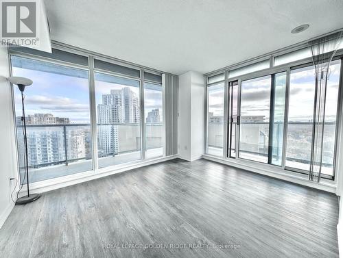 1905 - 5500 Yonge Street, Toronto, ON - Indoor Photo Showing Other Room