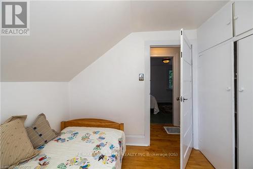 1809 3Rd Avenue W, Owen Sound, ON - Indoor Photo Showing Bedroom