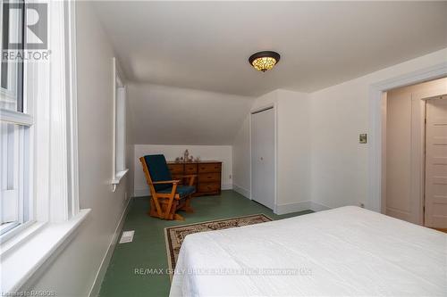 1809 3Rd Avenue W, Owen Sound, ON - Indoor Photo Showing Bedroom