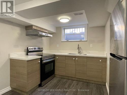 Basemen - 13 Gentry Crescent, Richmond Hill, ON - Indoor Photo Showing Kitchen