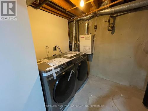 Basemen - 13 Gentry Crescent, Richmond Hill, ON - Indoor Photo Showing Laundry Room