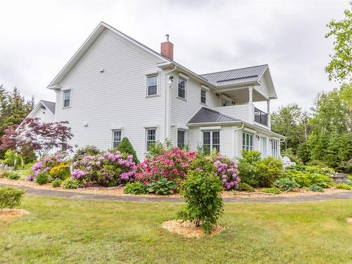 101 Phillip Fulmore Road, Lower Five Islands, NS 