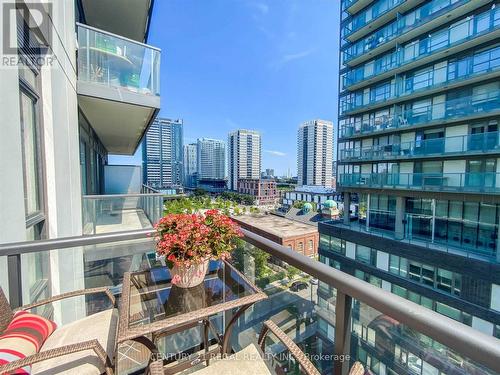 912 - 260 Sackville Street, Toronto, ON - Outdoor With Balcony